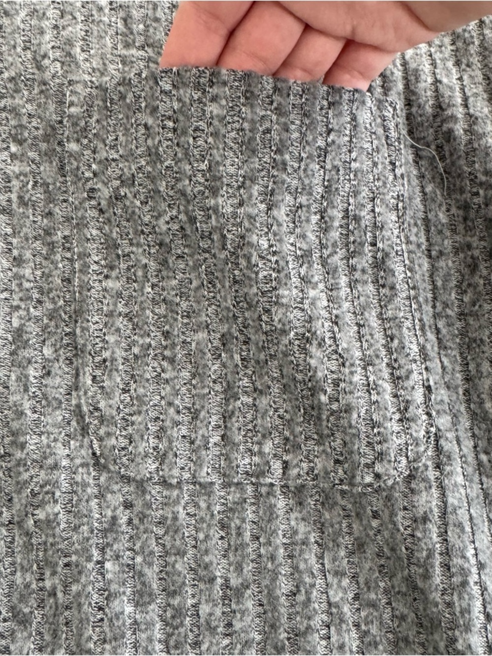Cozy Ribbed Pocket Sweater - Gray - Picture 5 of 9